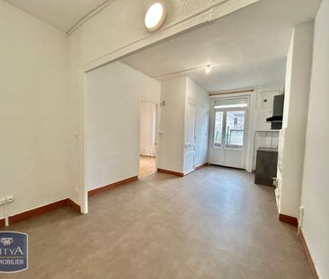 Location Appartement 1 pièce 38m² ST ETIENNE 42000 - Photo 4