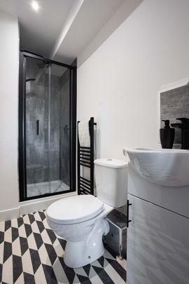 Spitalfield #53 - Photo 1