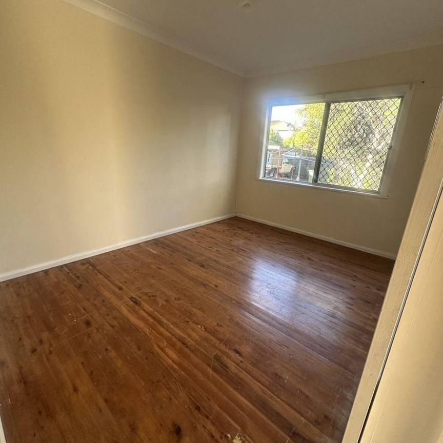 2/4 Condor Crescent, Moree NSW 2400 - Photo 1