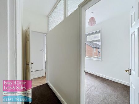 2 bedroom cottage to rent - Photo 2