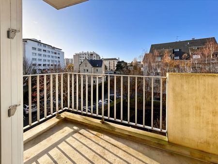 Location Appartement 4 pièces 82m² - Photo 5