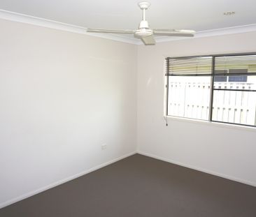 Spacious Family Home in Prime Location - 26 Duranbah Road, Blacks B... - Photo 4