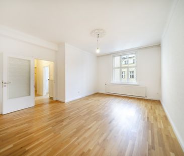 ***ERSTBEZUG-2,5-Zimmer-Wohnung in begehrter Lage in 1010*** - Photo 4