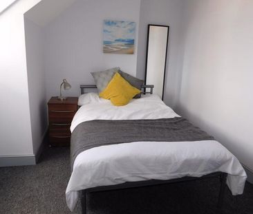 1 bedroom in a house share to rent - Photo 1