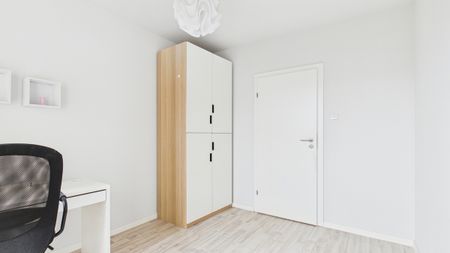 Poznań, ul. Mariana Jaroczyńskiego - Фото 4