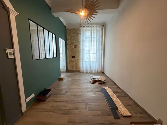 Location appartement 3 pièces, 75.46m², Nîmes - Photo 1