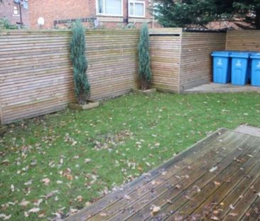 3 bedroom flat to rent - Photo 6