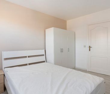 Gezellig bemeubeld appartement met 1 slaapkamer te Mol - Photo 2