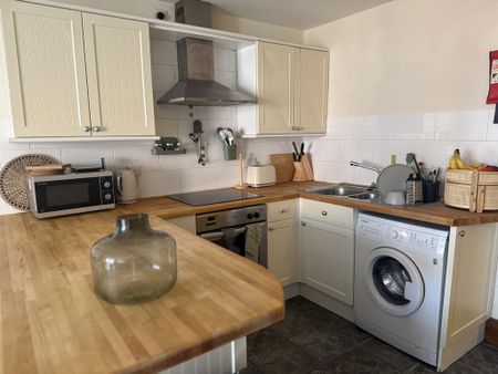 2 bedroom terraced house to rent - Photo 5