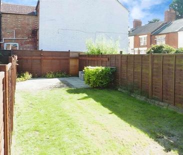 Oswald Road, Rushden, Northants, NN10 - Photo 2