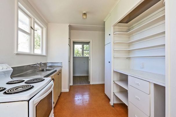 Charming spacious 3 Bed Home in Mayfair! - Photo 1