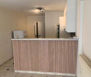 Opgefrist knap appartement op het gelijkvloers, eventueel met garag... - Photo 5