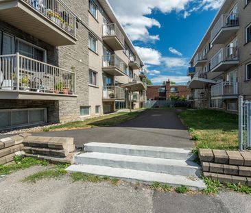 2-bedroom - 1020 Rue De Salaberry, Montréal - Photo 2