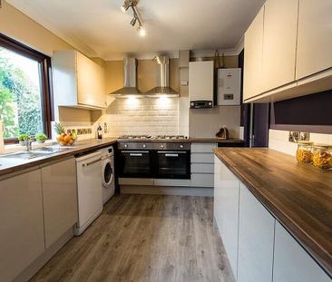 1 bedroom in a house share to rent - Photo 6