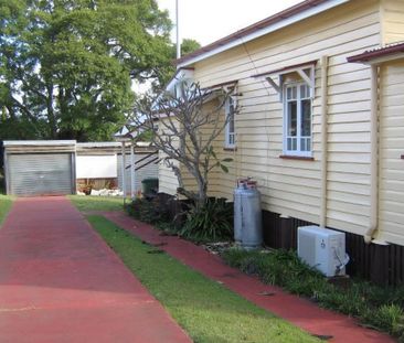2 Bedroom House Short Stroll to Northpoint Shopping Centre & Parks! - Photo 4