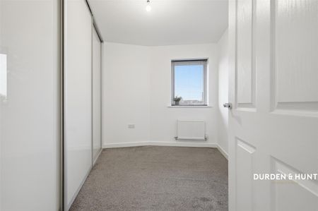 Martin Hunt Drive, Stanway, Colchester - Photo 5