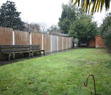 Prairie Road, Addlestone - Photo 2