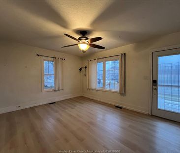 For Lease - 41 ALEXANDRA Unit# ROOM 1, Chatham, Ontario - Photo 4