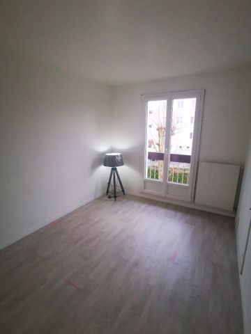 Location Appartement 2 pièces 47m² - Photo 4