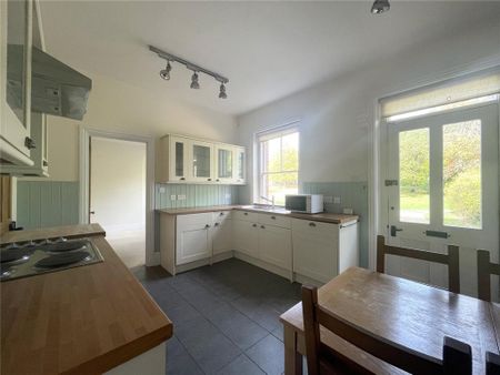 2 bedroom semi-detached house to rent - Photo 3