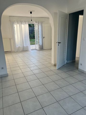 Location maison 4 pièces, 92.00m², Chécy - Photo 2