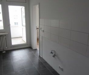 Schöne sanierte 3-Zimmer Wohnung mit Balkon in Bemerode zu vermieten - Photo 2