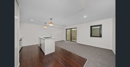 Inner City Apartment - Photo 2