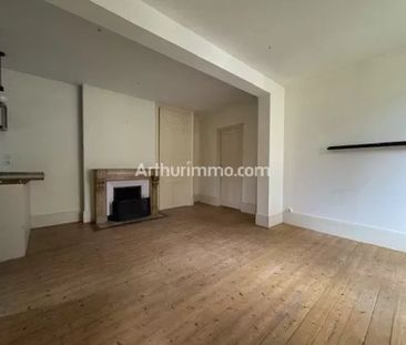 Location Appartement 2 pièces 41 m2 à Lons-le-Saunier - Photo 4