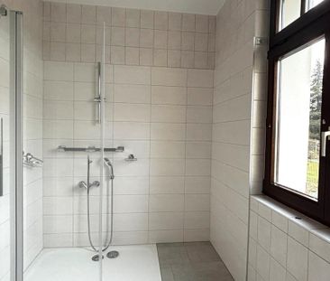 Mieter*in & Nachbar*in gesucht: renovierte, ruhige Altbau-Whg - Photo 1