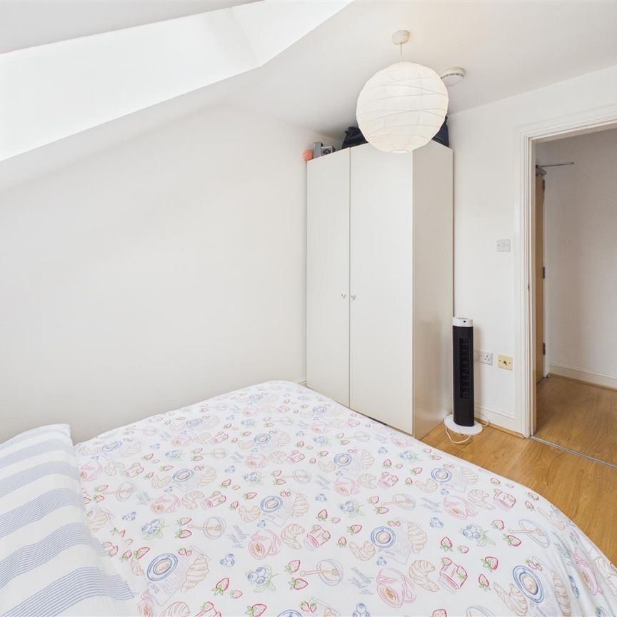 2 bedroom House to rent - Photo 1