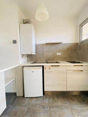 Location Appartement 1 pièce 31m² ST BRIEUC 22000 - Photo 5