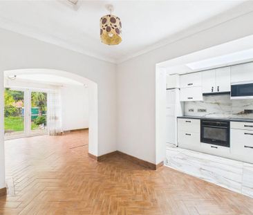 3 bedroom bungalow to rent - Photo 3