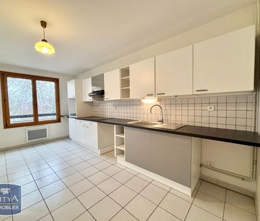 Location Appartement 4 pièces 131m² LYON 4ème - Photo 4