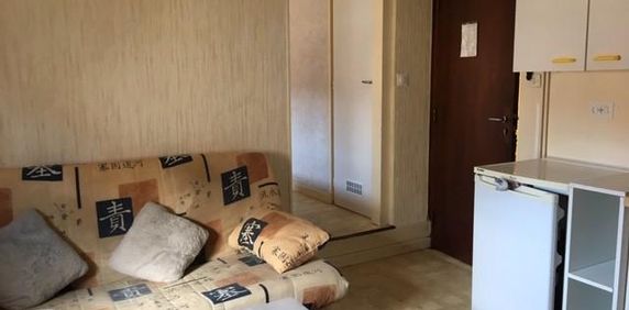 Location Appartement 1 pièce 23m² BOURG EN BRESSE 01000 - Photo 2