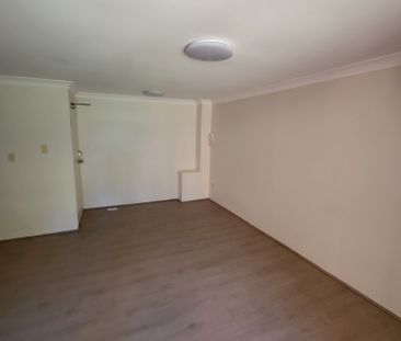 Dulwich Hill - Photo 3