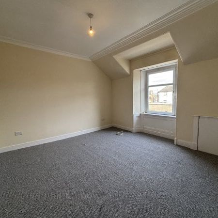 High Street, Alloa - Photo 1