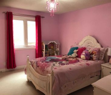 For Lease - 4 Louisburg Crescent, Brampton, Ontario - Photo 1