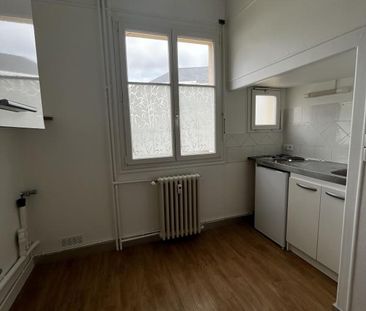 Location Appartement 2 pièces 45m² ANGERS 49100 - Photo 3