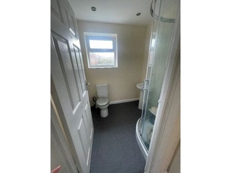 2 bed Bungalow, - Photo 4