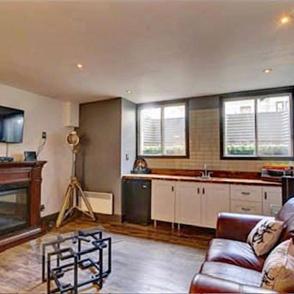Downtown - Superb 5 1/2 Furnished - Photo 2