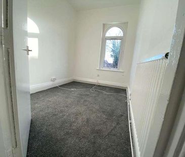 Lyme Grove, Stockport, SK2 - Photo 4