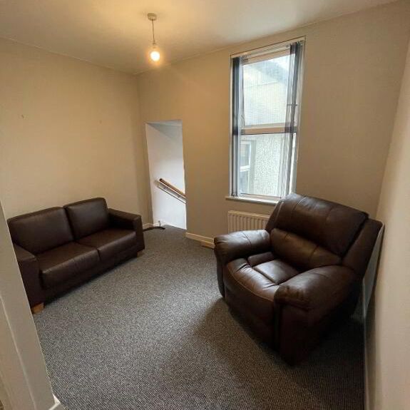 Flat 2-21 Wellesley Avenue, Belfast, BT9 6DG - Photo 1