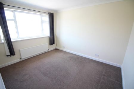 Elmete Avenue, Sherburn In Elmet, Leeds - Photo 4