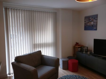 2 Bed Flat, Bridgestone House, SE16 - Photo 4