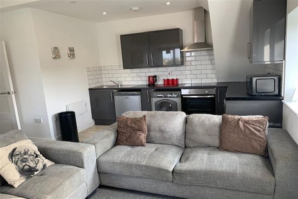 2 bedroom apartment to rent - Photo 1