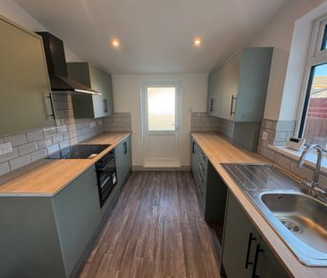 Southcoates Lane - Photo 5