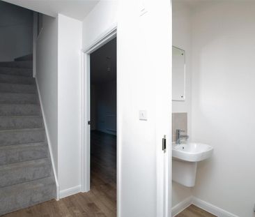 2 bedroom house to rent - Photo 1