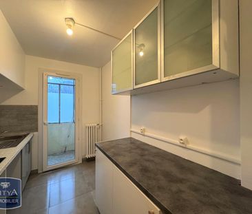 Location Appartement 3 pièces 59m² MARSEILLE 8ème - Photo 5