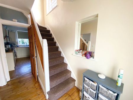 3 Bed Semi-Detached House- TO LET- Pinner HA5 - Photo 5