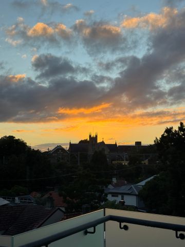 Lewisham - Photo 2